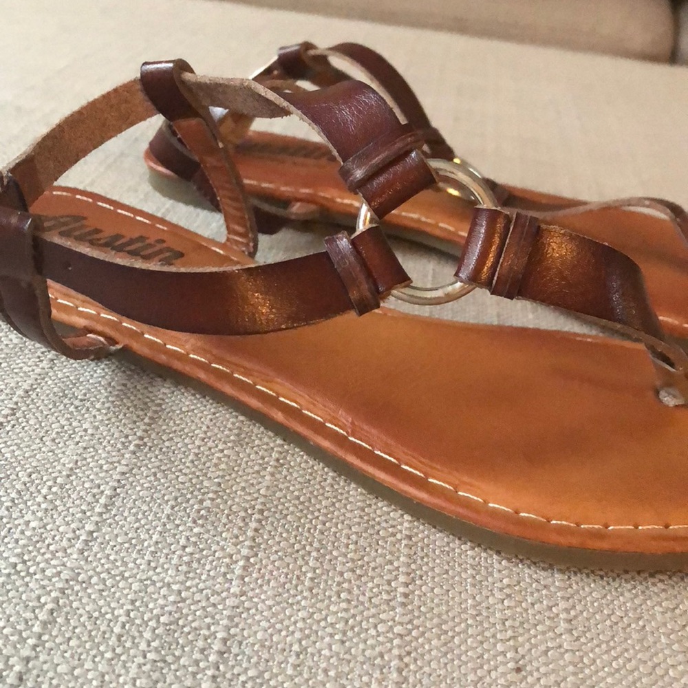 AUSTIN TRADING CO. LEATHER SANDALS